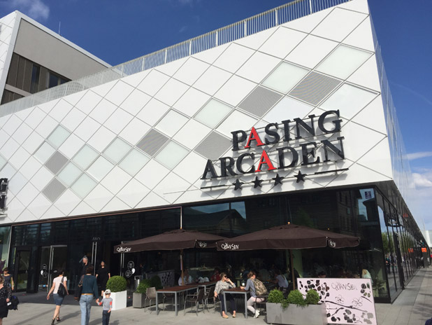 Shops & & Restaurants / Shopping-Center in München: Die Pasing Arcaden Einkaufszentrum - Shop für