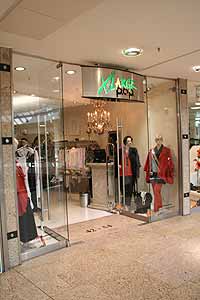  pep Perlacher Einkaufszentrum - X-large Store Damen-Mode für Frau mit Figur Foto: Martin Schmitz
