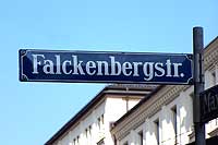 Einkaufsstraßen in München: Falckenbergstraße- Haus für Haus
