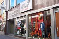 Einkaufsstraßen in München: Tal 34 - Jack Wolfskin Store für Outdoor-und Freizeit-Mode  Foto: Marikka-Laila Maisel