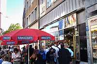 Einkaufsstraßen in München: Tal 44 - Riva Pizzeria Holzofen-Pizza, Pasta, Dolci Foto: Martin Schmitz